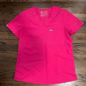 Small one pocket Fig scrub top!
